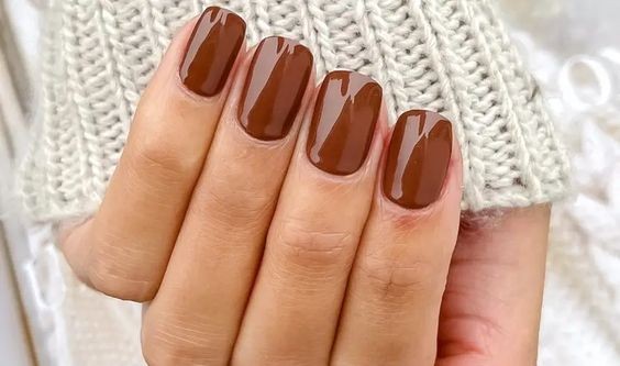 21 top idées de vernis à ongles pour l'hiver 19