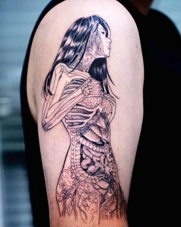 50 tatouages étonnants pour femmes, dignes d'un dur à cuire 23 Nirvana - a badass blackwork sleeve tattoo by @oozy_tattoo