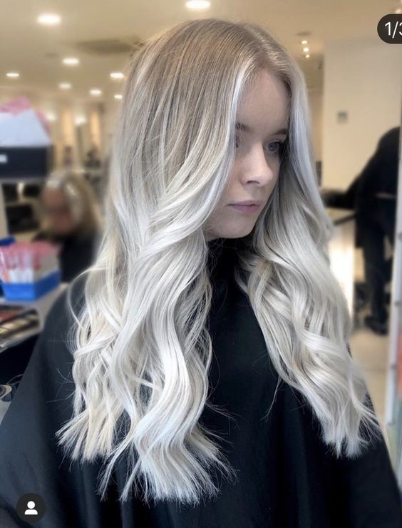 23 Balayages sur cheveux blancs qui rendent une femme irrésistible 18