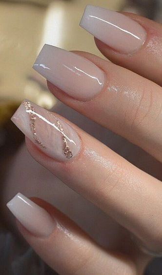 23 Idées pour Sublimer vos Ongles le Jour de votre Mariage 11 23 Idées pour Sublimer vos Ongles le Jour de votre Mariage 11