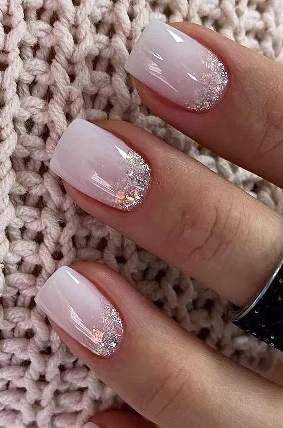 23 Idées pour Sublimer vos Ongles le Jour de votre Mariage 10 23 Idées pour Sublimer vos Ongles le Jour de votre Mariage 10