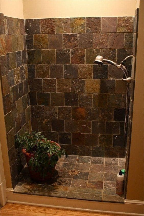 24 Décorations rustiques de murs et sols pour salles de bain 6