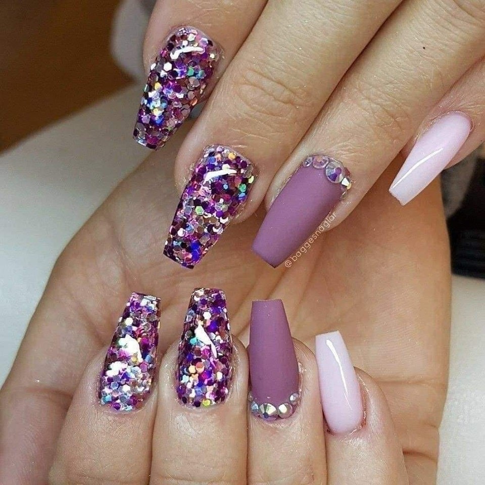 28 Nails art pour des Ongles dans les tons Violet 16