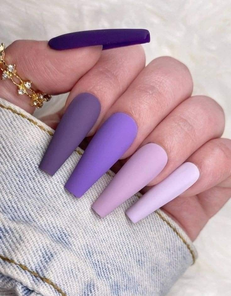 28 Nails art pour des Ongles dans les tons Violet 24