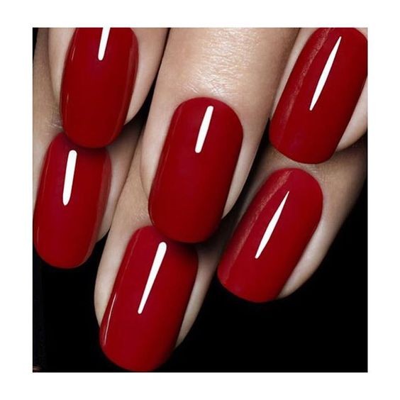 33 top idées de vernis à ongles rouges 15