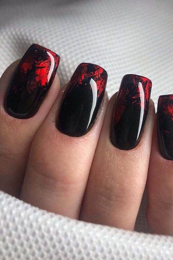 33 top idées de vernis à ongles rouges 18