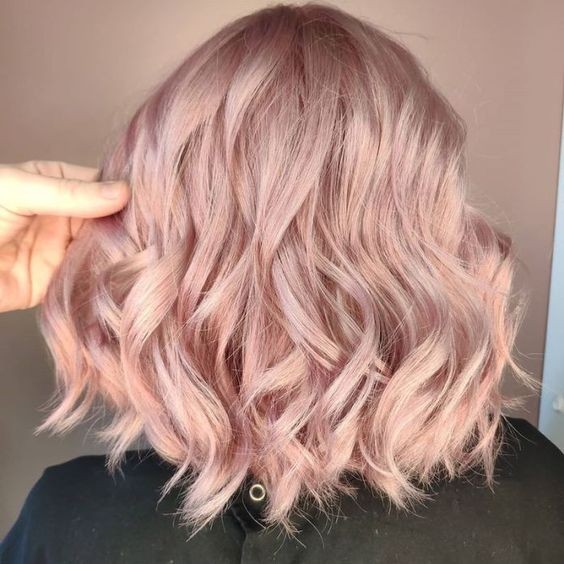 34 top idées de colorations cheveux rose gold 27