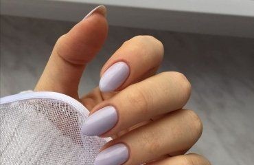 42 top idées d'ongles en amande courts 19