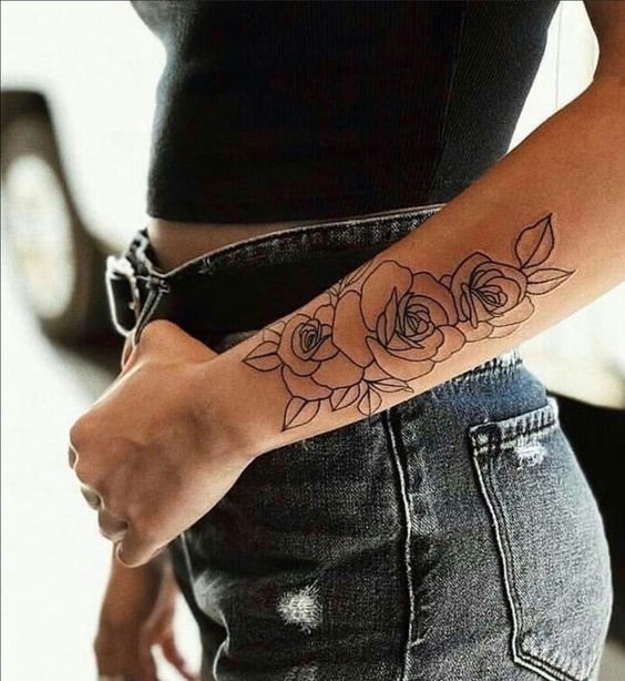 54 top idées de tatouages minimalistes pour femme 24