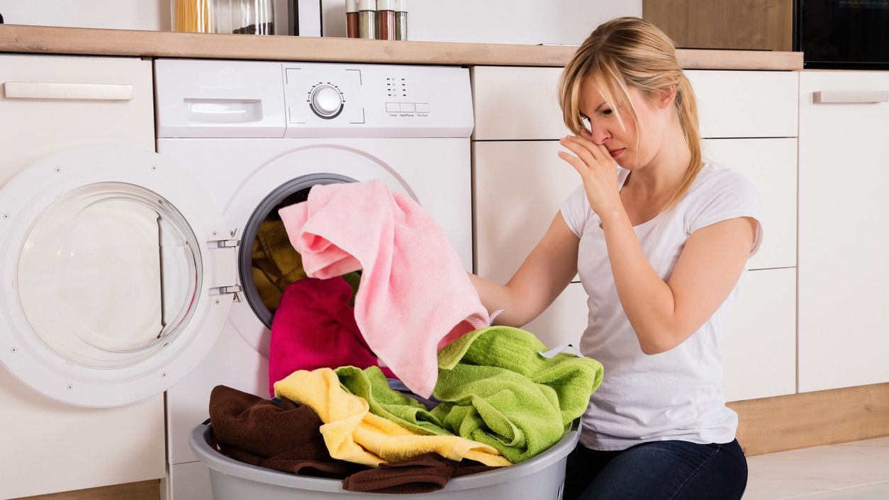 6 Astuces grand mère pour retirer l'odeur de lave-linge 1