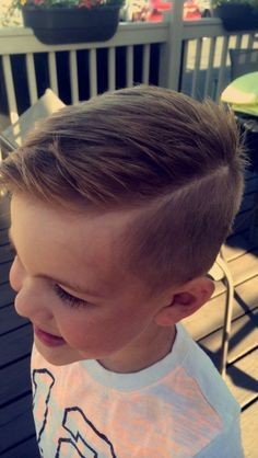 77 modèles de coupes de cheveux pour petit garçon 46