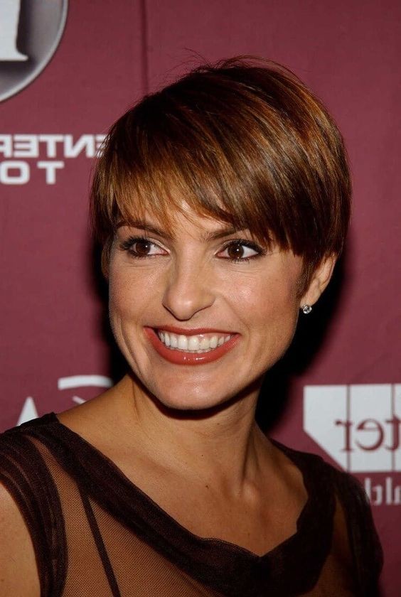 19 coupes courtes effilées pour femme de 50 ans 12 19 coupes courtes effilées pour femme de 50 ans 12
