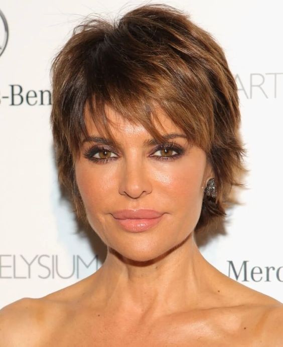 19 coupes courtes effilées pour femme de 50 ans 3 19 coupes courtes effilées pour femme de 50 ans 3