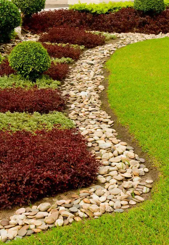 61 idées de jardins super cool dans l'arrière-cour 3 rock border idea