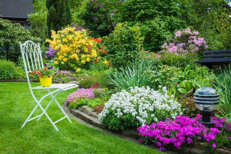 61 idées de jardins super cool dans l'arrière-cour 37 Colorful Garden