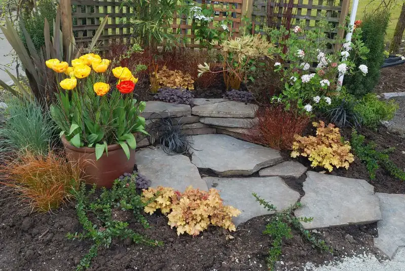 61 idées de jardins super cool dans l'arrière-cour 42 Flagstone platform