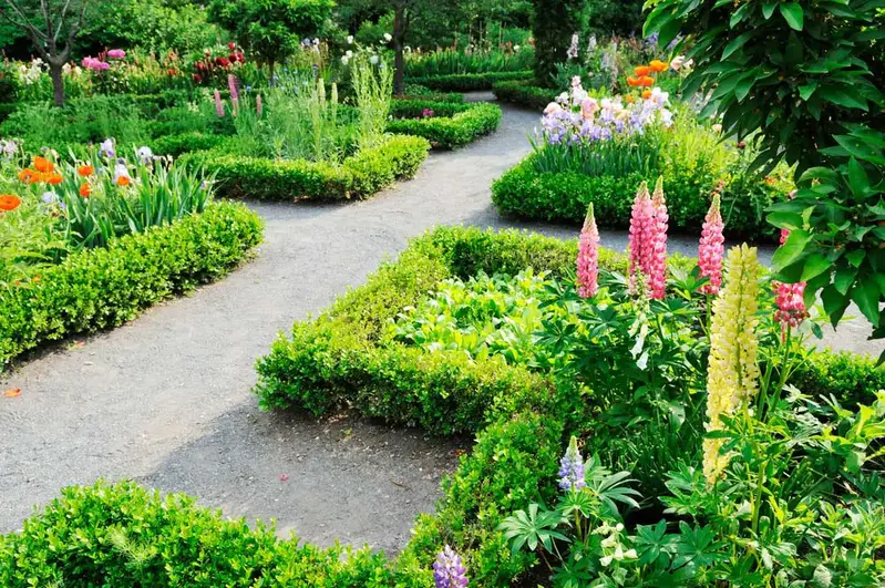 61 idées de jardins super cool dans l'arrière-cour 49 Hedge Garden Plots