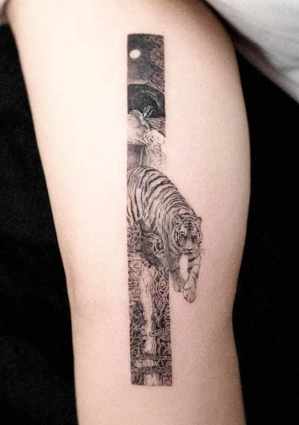 75 superbes tatouages de bras pour femmes avec signification 47 Tiger upper arm tattoo by @choseung.tat