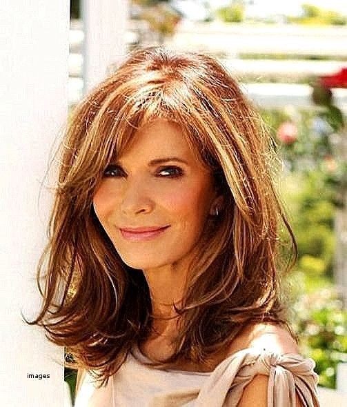 Les 39 plus belles coupes et coiffures pour cheveux mi-longs 20