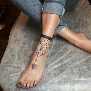 21 Tatouages mandala pour embellir nos jolies chevilles de femmes 3