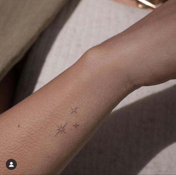 44 top idées de tatouages étoiles + leurs significations 36