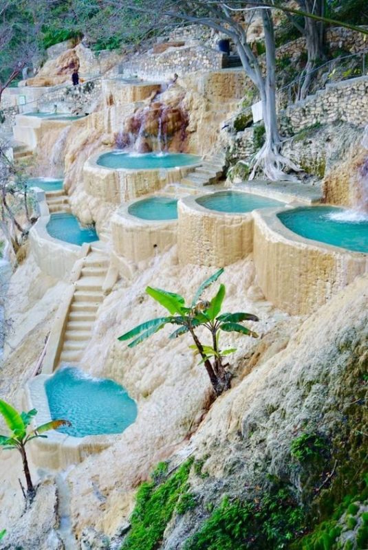 Tolantongo grutas : Un paradis aquatique aux allures de carte postale 1