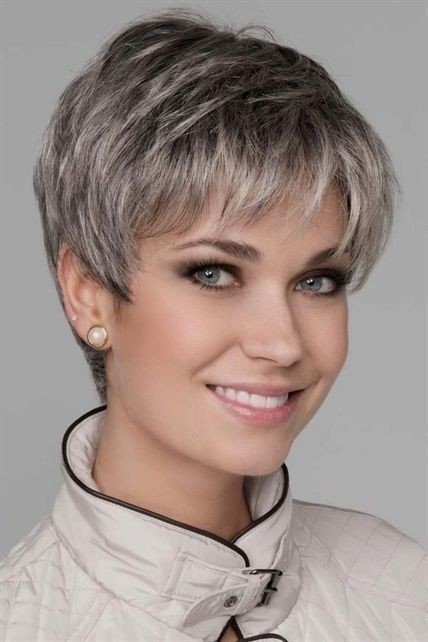 20 Coupes courtes pour femme de 50 ans au visage rond 20 20 Coupes courtes pour femme de 50 ans au visage rond 20