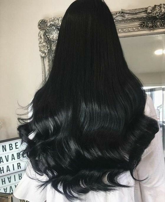 15 idées de couleurs de cheveux noirs pour s'inspirer 3 15 idées de couleurs de cheveux noirs pour s'inspirer 3