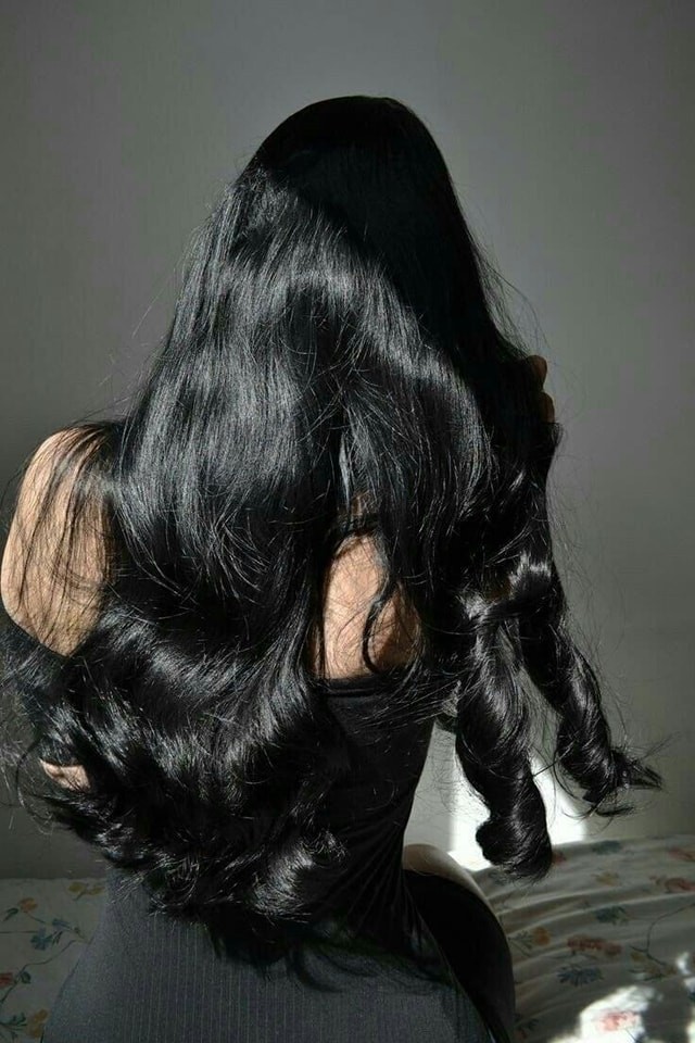 15 idées de couleurs de cheveux noirs pour s'inspirer 5 15 idées de couleurs de cheveux noirs pour s'inspirer 5