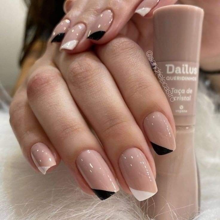 18 idées d'ongles courts dans les tons tendances 1