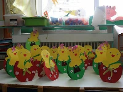 17 Bricolages de Pâques faciles pour les enfants 12 17 Bricolages de Pâques faciles pour les enfants 12