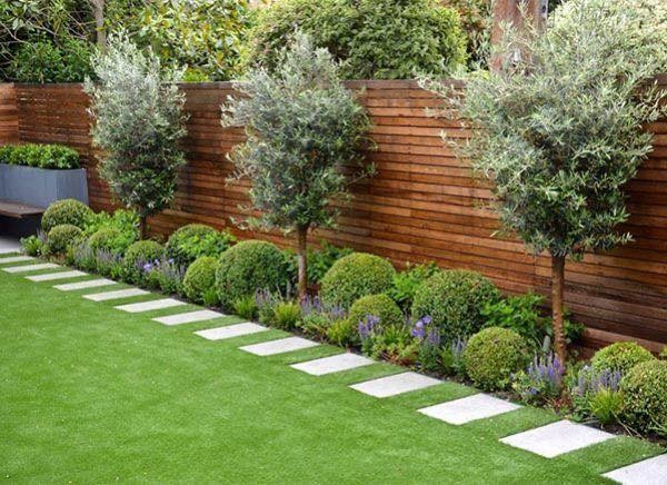 35 Clôtures décorées de petits jardins qui apportent de la vitalité à votre maison 5