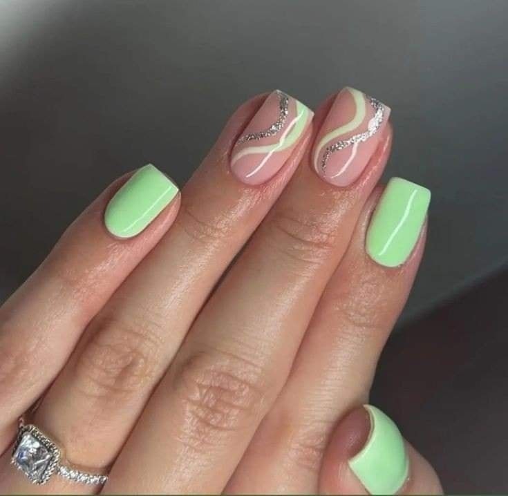 25 Magnifiques modèles sur de petits ongles 7 25 Magnifiques modèles sur de petits ongles 7