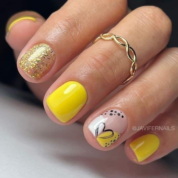 25 Magnifiques modèles sur de petits ongles 23 25 Magnifiques modèles sur de petits ongles 23