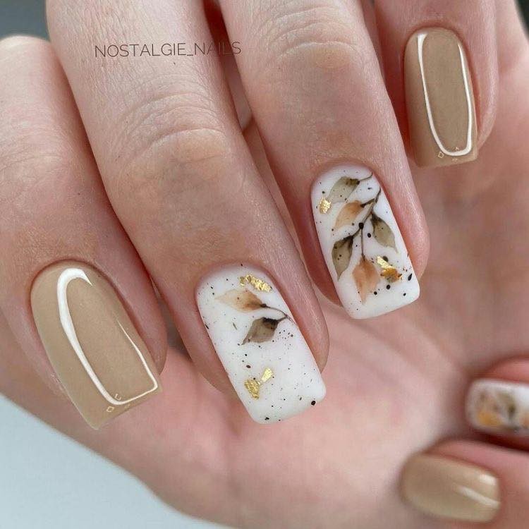 6 idées d'ongles avec des fleurs 4