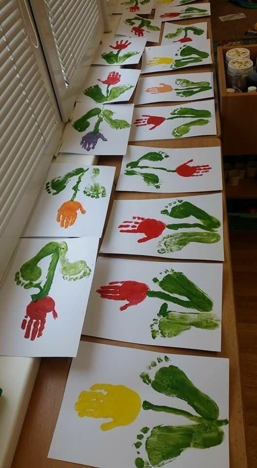 14 activités de mains et d'empreintes de pieds pour enfants 8 14 activités de mains et d'empreintes de pieds pour enfants 8