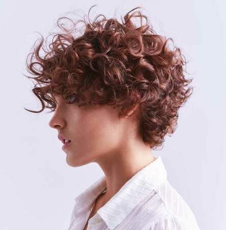 16 Coupes garconne pour femme aux cheveux curly 12