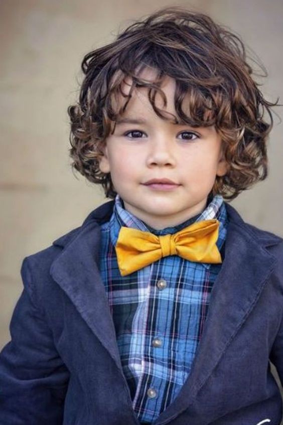 10 idées de coupes pour garçon aux cheveux bouclés 1 10 idées de coupes pour garçon aux cheveux bouclés 1