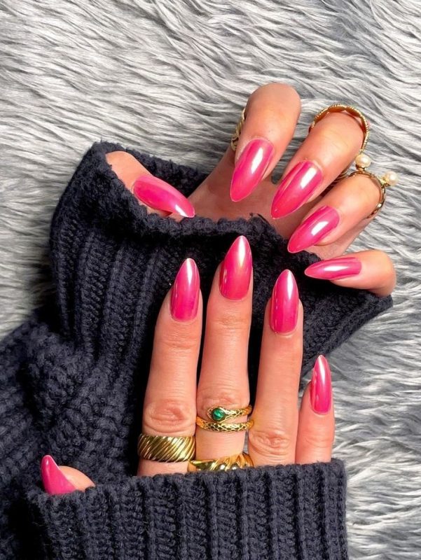 17 idées pour des ongles roses Barbie 4 17 idées pour des ongles roses Barbie 4