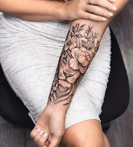20 belles idées de tatouages manchette femme 6