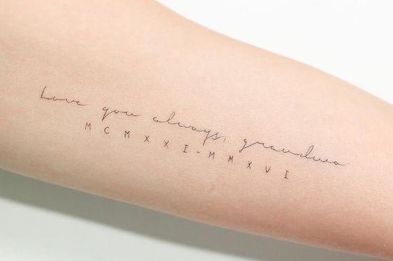 18 idées de tatouages date de naissance 8 18 idées de tatouages date de naissance 8