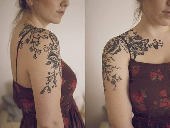 20 idées de tatouage fleurs sur l'épaule (et la signification) 32