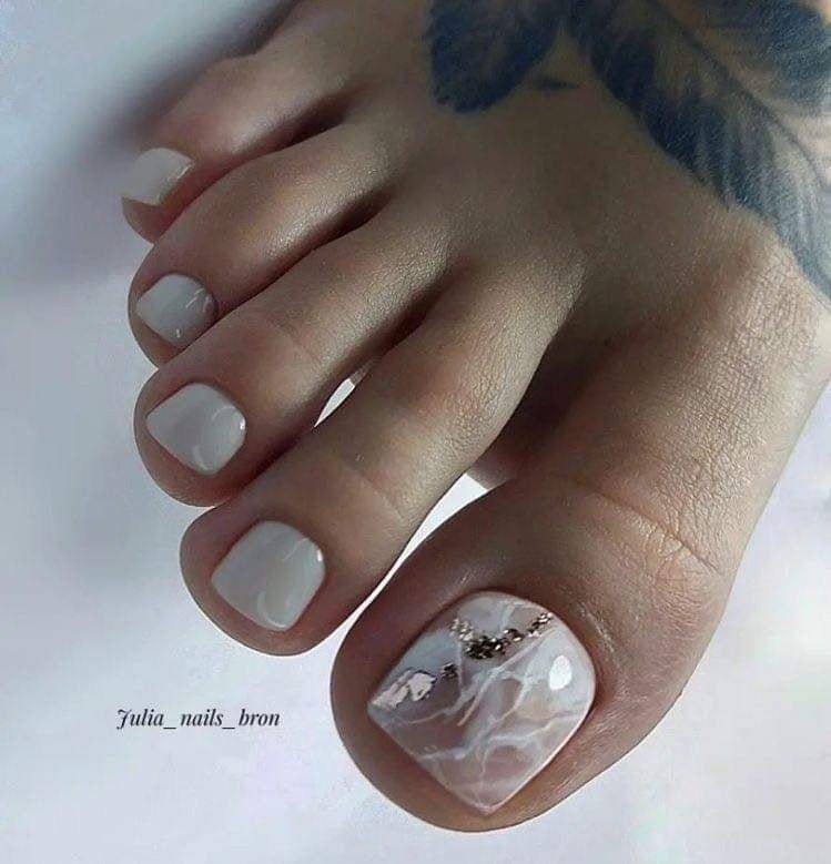 24 Nails art pour embellir vos ongles des pieds 11
