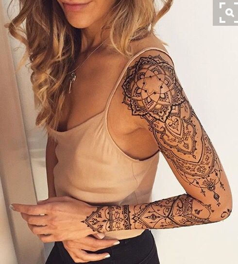 25 tatouages dentelle femme sur le bras 19