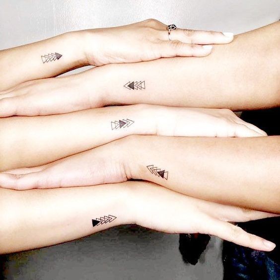 40 meilleures idées de tatouage familial pour vous inspirer 20 40 meilleures idées de tatouage familial pour vous inspirer 20