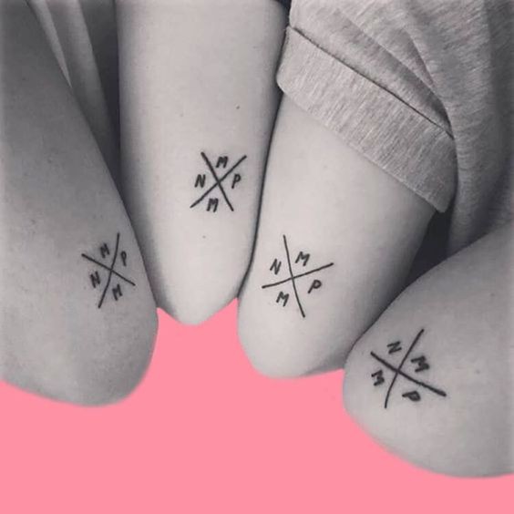 40 meilleures idées de tatouage familial pour vous inspirer 37