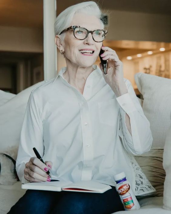 60 coupes féminines canons pour les femmes de 60 ans et plus 40