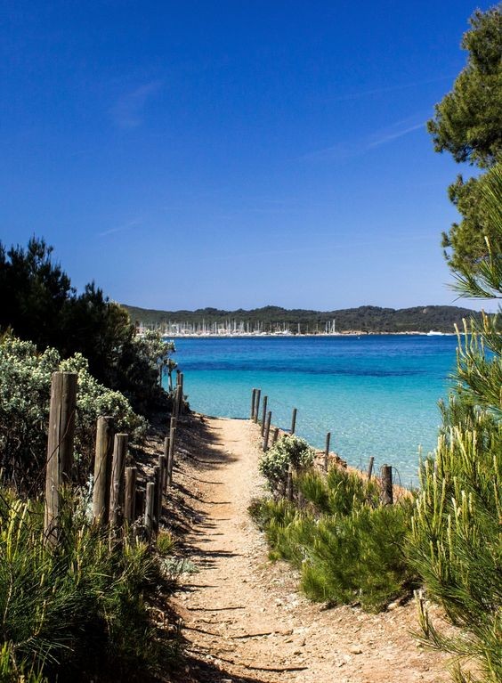 Les 10 plus incroyables petites îles de la Méditerranée 2