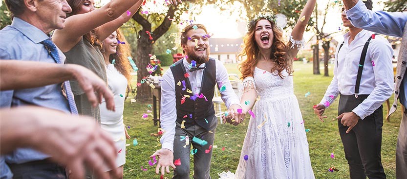 Les 9 erreurs à éviter absolument quand tu es invitée à un mariage 1