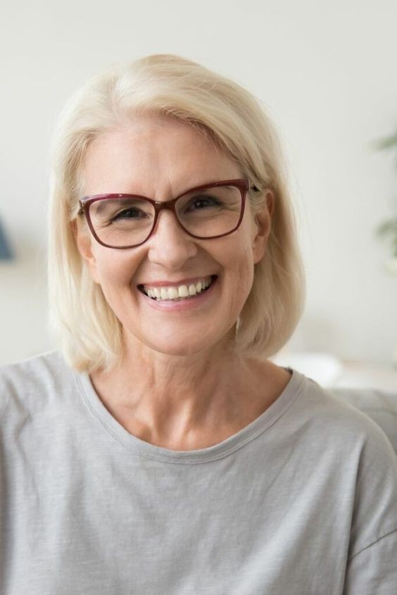 Quelle coupe à faible entretien pour les femmes de 60 ans aux cheveux fins ? 2